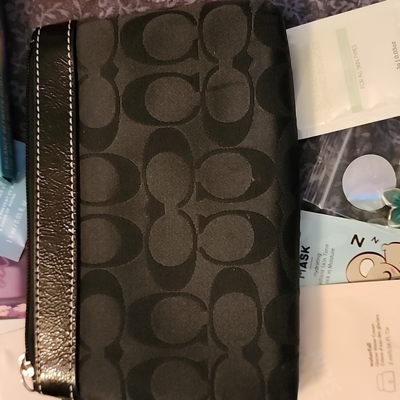 EUC COACH Black Clutch/ Pouch Bundle - Picture 5 of 10